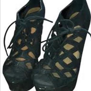 Steve Madden black suede cutout platform wedges